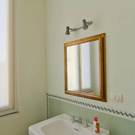 Fuoriporta Affitti Brevi - Gulli Парма